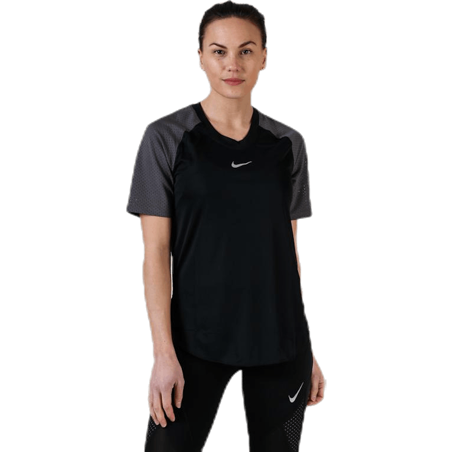 Nike - City Sleek Top SS Cool Black/Grey