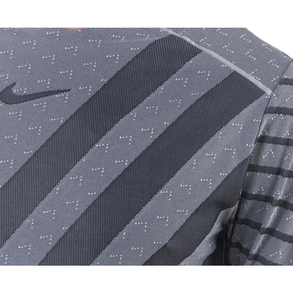 Nike - Tech Knit Cool LS Black/Grey