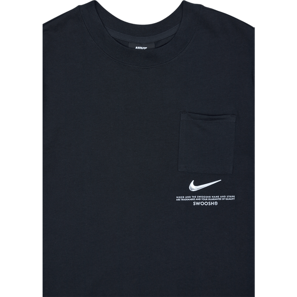 Nike - Women's NSW Swoosh Tee